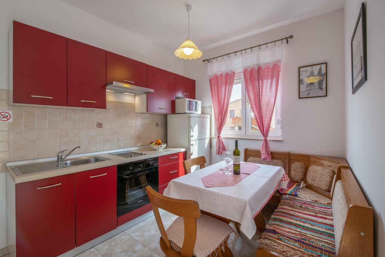 Apartment Bordeaux 29 Rovinj Eksteriør bilde